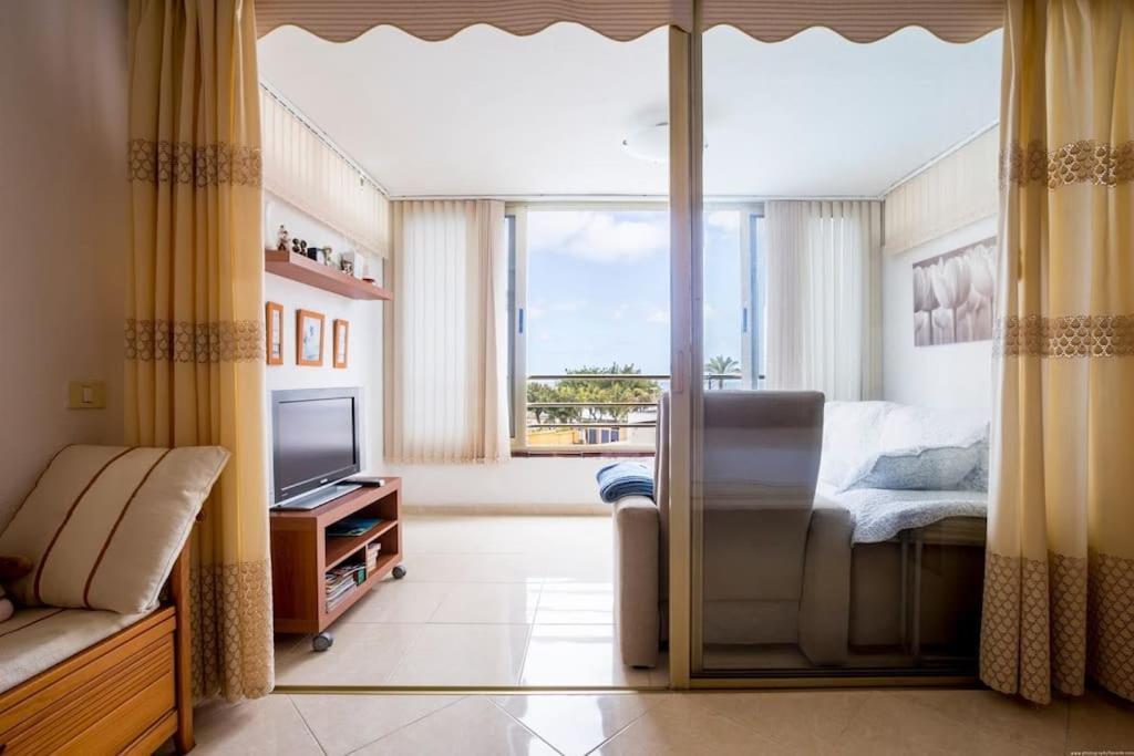 First Line Beach Apartment بويرتو ذي لا كروز المظهر الخارجي الصورة