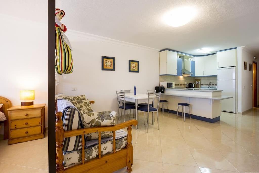 First Line Beach Apartment بويرتو ذي لا كروز المظهر الخارجي الصورة